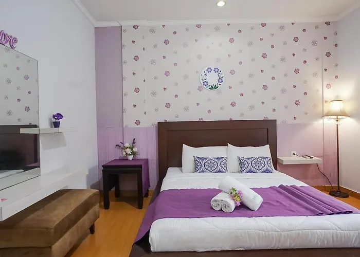 De Pavilla Hotel 2*