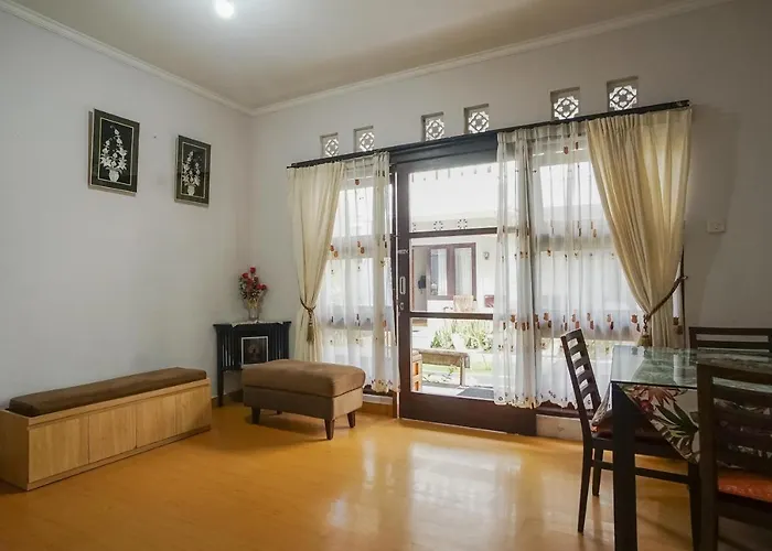 Hotel De Pavilla 2*